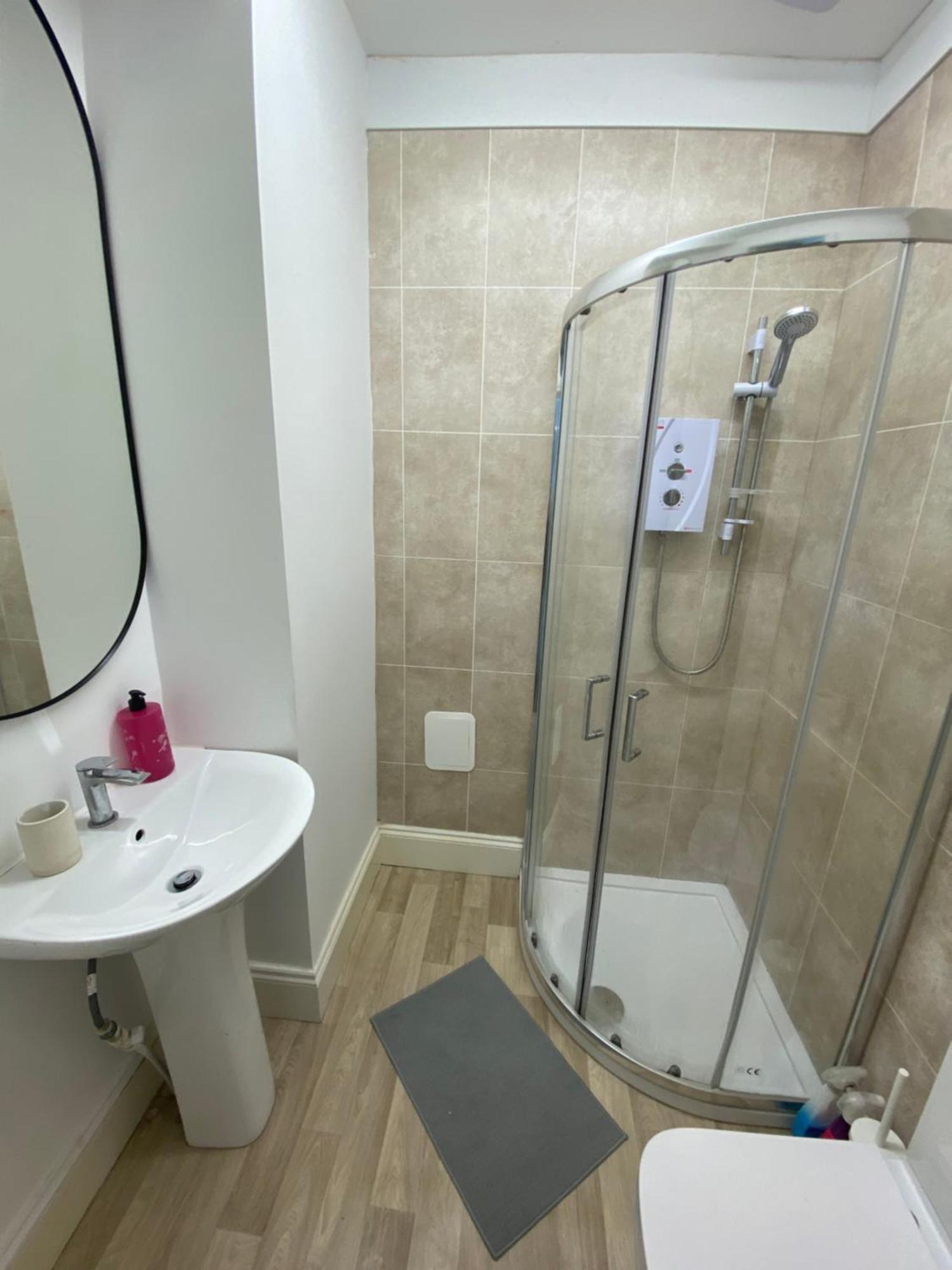 The Sunflower En-Suite Room 普里茅斯 外观 照片